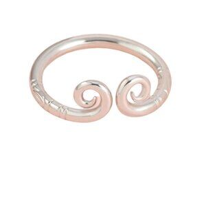 SILVER CELTIC TORQUE STYLE RING ONE SIZE FITS MOST NWT